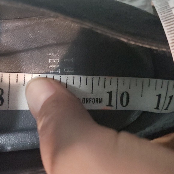 Stuart Weitzman suede leather black pointy toe 4.5" heels - Picture 8 of 9